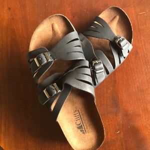 Beach Ready. Birkenstock Look.   Comfy